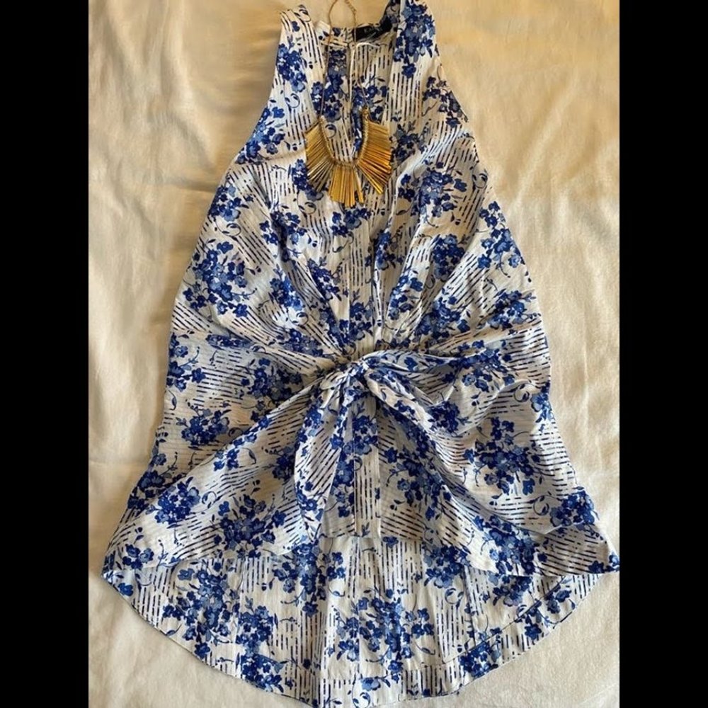 Blue & White Floral Blouse with Tie Front Kaari 10 - Picture 4 of 5